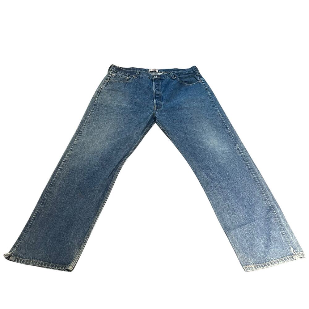 Vtg Levi's 501 Men's W 42 x L 34 button fly denim jean's